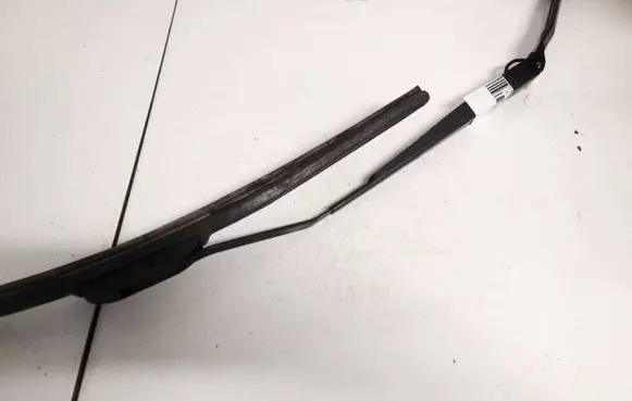 Mazda 6 Front wiper blade arm