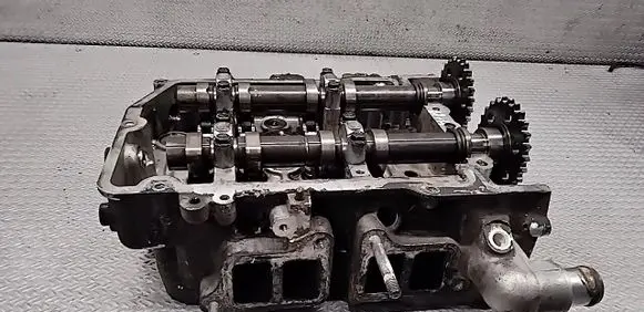 Subaru Forester SH Engine head T20DLH103
