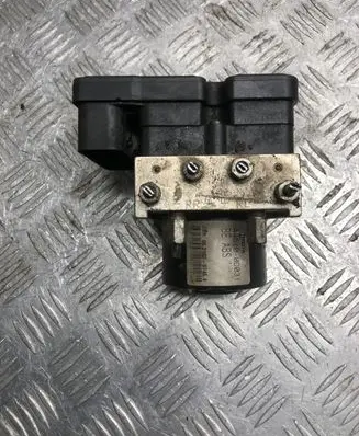 Toyota Yaris ABS Pump 4445100D031 895410D040