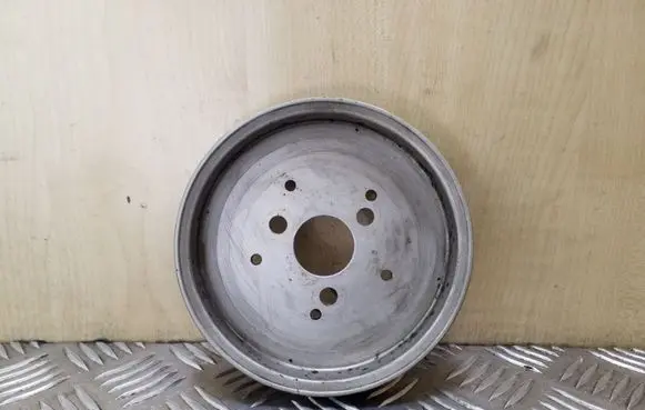 Audi A6 Allroad C5 Power steering pump pulley 059145255