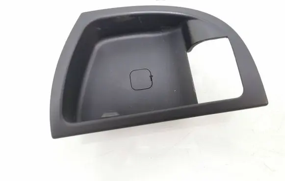 Hyundai Santa Fe Other front door trim element 826112B000