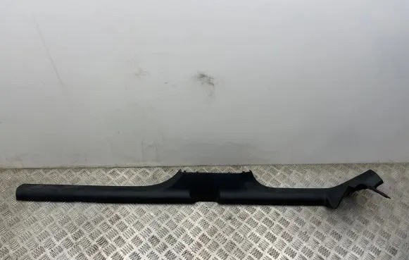 Skoda Kamiq Front sill trim cover 657853370