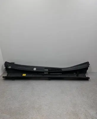 Toyota Prius (XW50) Wiper trim 5578347140