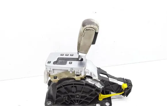 Volvo XC70 Gear shifter/selector 30759119