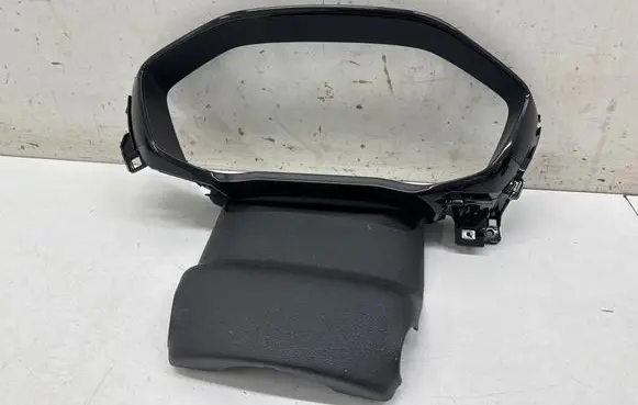 KIA Niro Dashboard trim 84832G5RA0
