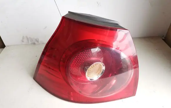 Volkswagen Golf V Rear/tail lights 1K6945095G