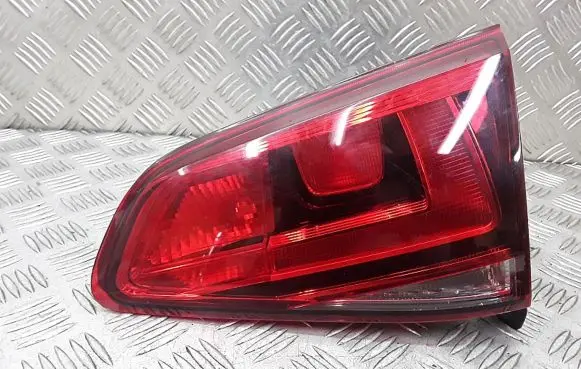 Volkswagen Golf VII Tailgate rear/tail lights 5gm945094a