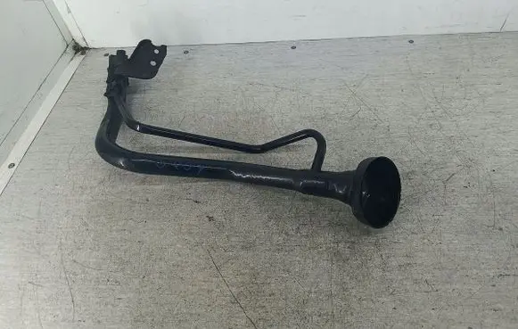Nissan Primera Fuel tank filler neck pipe 