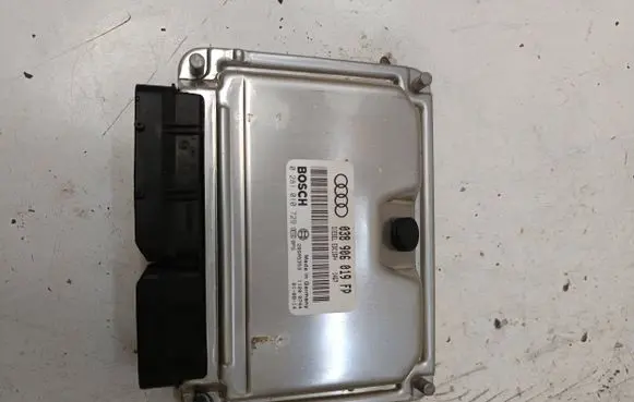 Audi A4 S4 B6 8E 8H Engine control unit/module 038906019FP 28SA5353 0281010729