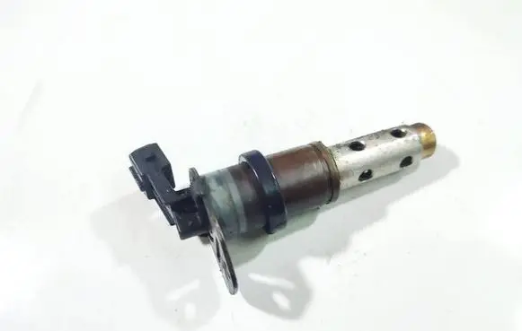 BMW 5 E60 E61 Camshaft vanos timing valve 13150350 11367516293