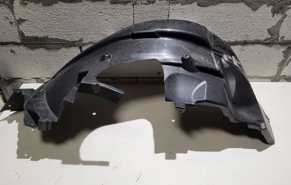 Ford Ranger Front arch ZB3B4116A562