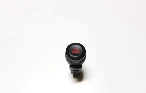 KIA Sorento Hazard light switch 937303E000 864W0140