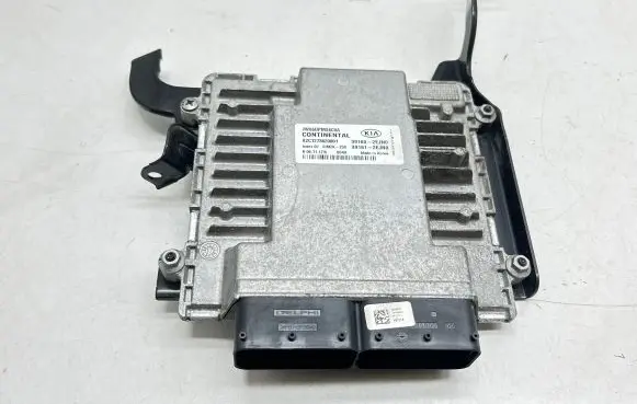 KIA Optima Engine control unit/module 391602EJN0 391612EJN0 A2C1273620001