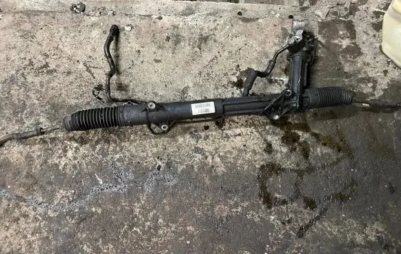 BMW X5 E70 Steering rack 677141909