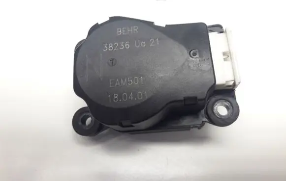 Citroen Xsara Picasso Air flap motor/actuator 38236