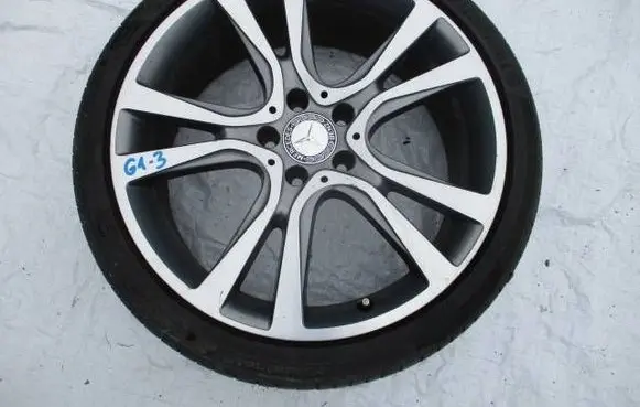 Mercedes-Benz E C207 W207 R19 alloy rim A2074011902