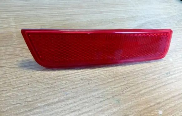 Rear tail light reflector
