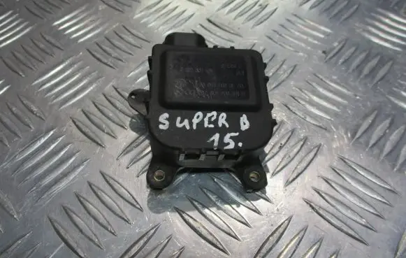 Skoda Superb B5 (3U) Central body control module 8D1820511B