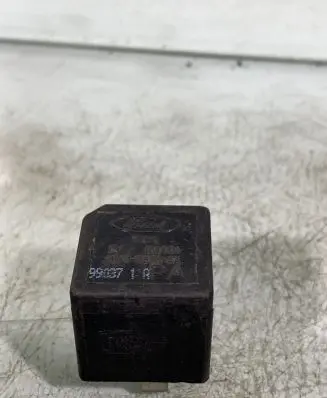 Ford Mondeo MK II Other relay Foab14b192aa