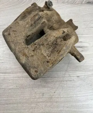 Land Rover Discovery 3 - LR3 Front brake caliper