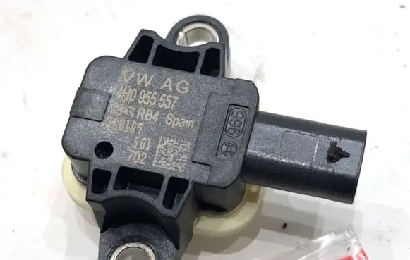 Audi A6 S6 C7 4G Airbag deployment crash/impact sensor 4H0955557