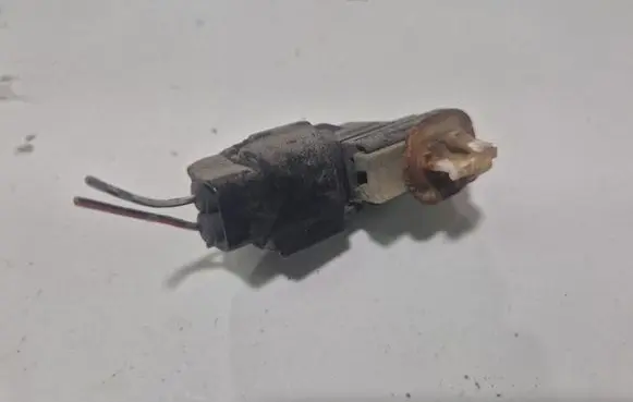 Mitsubishi Lancer X Outside/exterior temperature sensor 0775004220 077500-4220