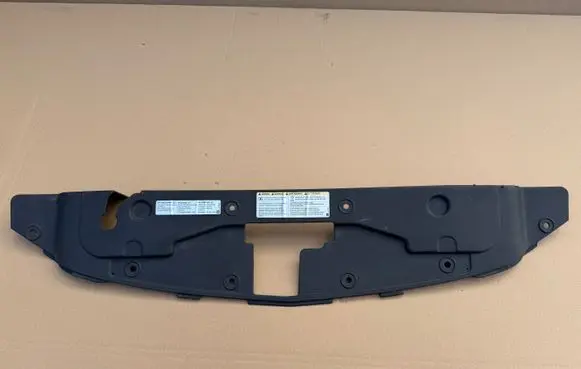 Chevrolet Orlando Engine bonnet/hood lock trim molding 96945644
