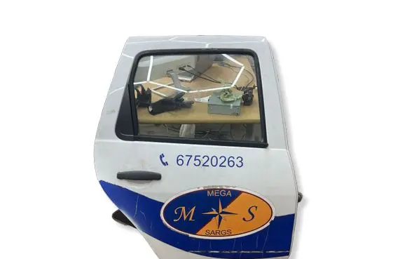 Dacia Duster Rear door 