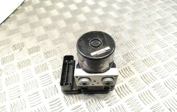 Volvo XC70 ABS Pump 31261142 000404974D0 10061336081