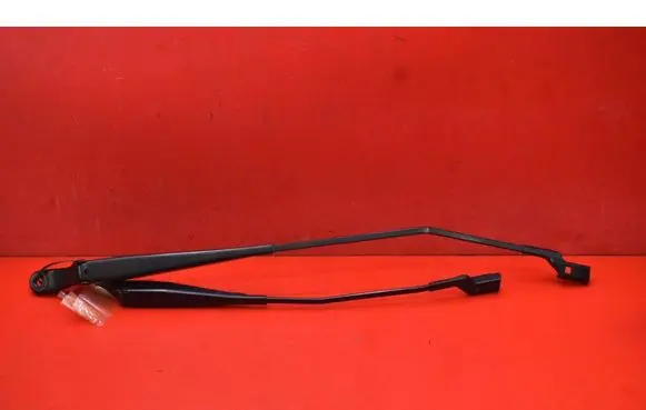 Peugeot 208 I Front wiper blade arm 9673292080