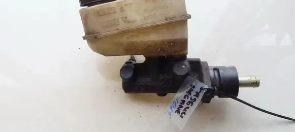 Renault Megane I Master brake cylinder 7700828034F