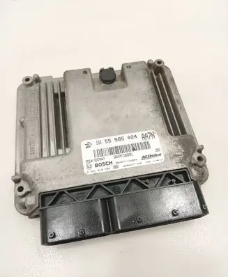Opel Insignia A Engine control unit/module 55585024 55579447 0281018769
