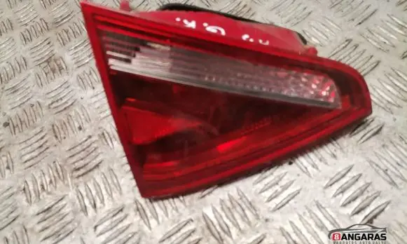 Audi A5 8T 8F Tailgate rear/tail lights 8t0945093