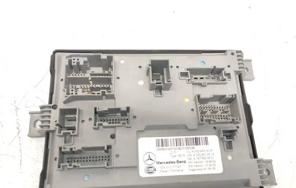 Mercedes-Benz C W205 Comfort/convenience module A2059007437 A1679024501 A2059012014