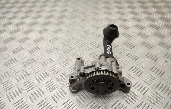 Volkswagen Caddy Oil pump 03L115105B