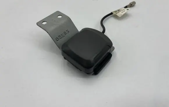 BMW Z4 E85 E86 Aerial GPS antenna 8374297 6590