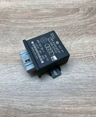 Audi A3 S3 8P Light module LCM 8P0907357F 5LA008379
