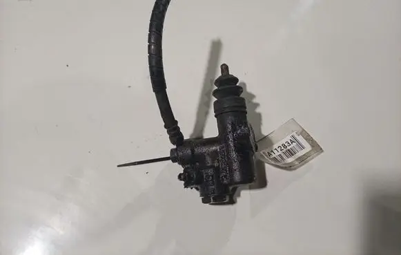 Subaru Legacy Clutch master cylinder