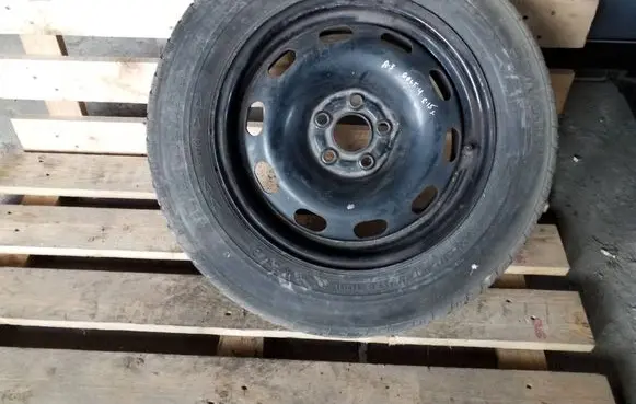 Volkswagen Golf IV R15 spare wheel 1J0601027Q