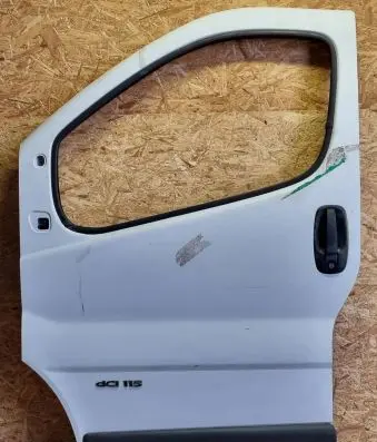 Nissan Primastar Front door
