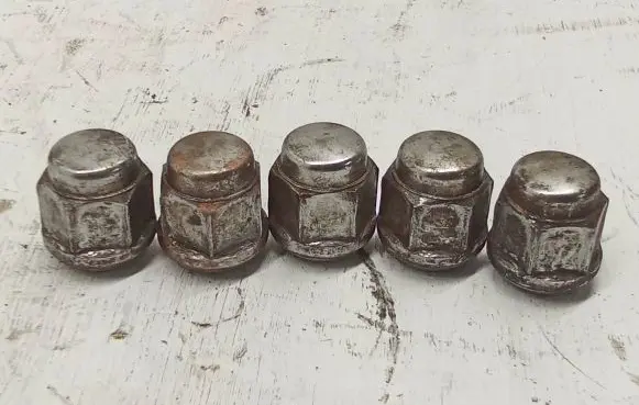 Honda Civic IX Nuts/bolts 
