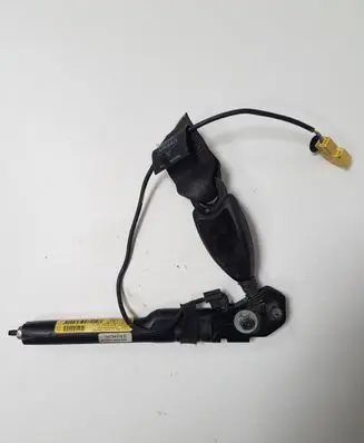 Opel Meriva B Front seatbelt 34056418D B069311V5251909