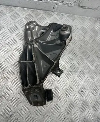 BMW X5 F15 Engine mounting bracket 6876283