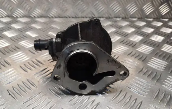 Renault Laguna II Vacuum pump 8200072985 72238908F