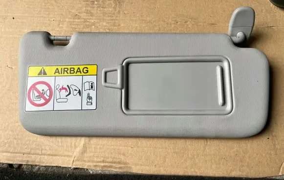 Hyundai Kona I Sun visor braknumeruczci
