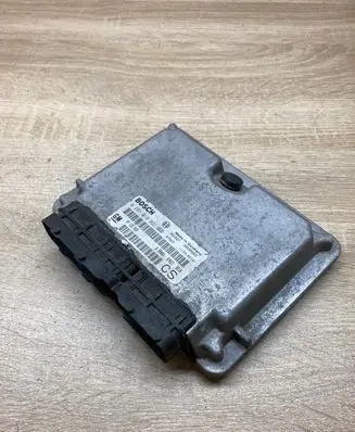 Opel Zafira A Engine control unit/module ECU 09133269 0281010021