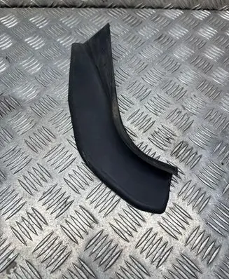 BMW 5 F10 F11 Rear/tail light trim molding 7204376 09470