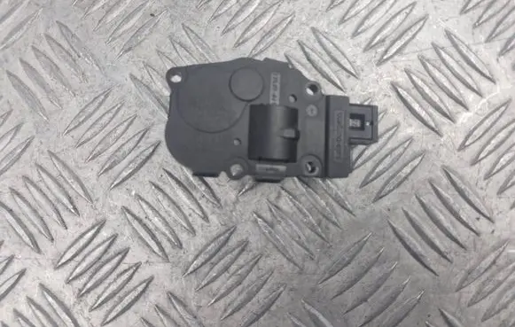 Citroen C4 I Picasso Air flap motor/actuator EFB350 A21209600 05032007