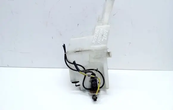 Hyundai Tucson TL Windshield washer fluid reservoir/tank 98610D3000 98610D3100