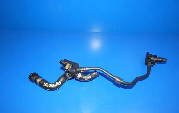 Volvo XC90 Engine coolant pipe/hose 32222677